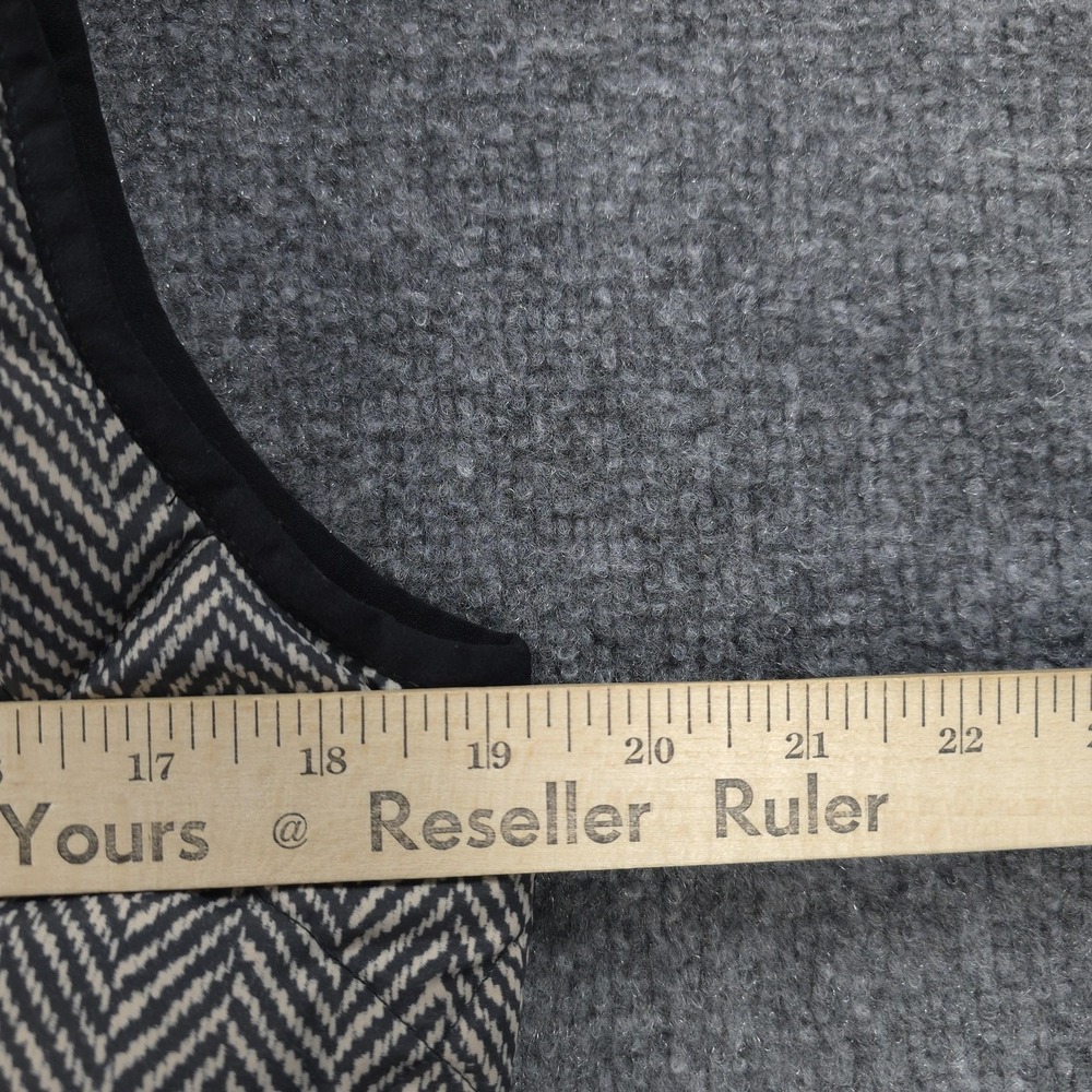 J Crew Vest Womens Small Gray Herringbone Down Puffer Quilted‎ Zip Pockets - Picture 7 of 8